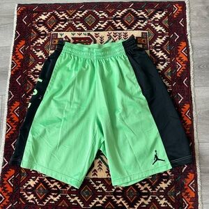Jordan Dri-Fit Basketball Shorts – Men’s Large – Green/Black